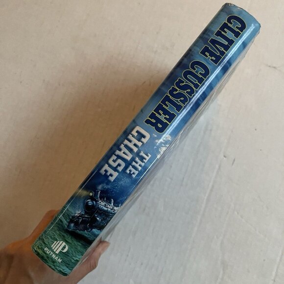 The Chase An Isaac Bell AdventureHardcover By Clive Cussler 2007 Hardcover Book - Picture 6 of 7
